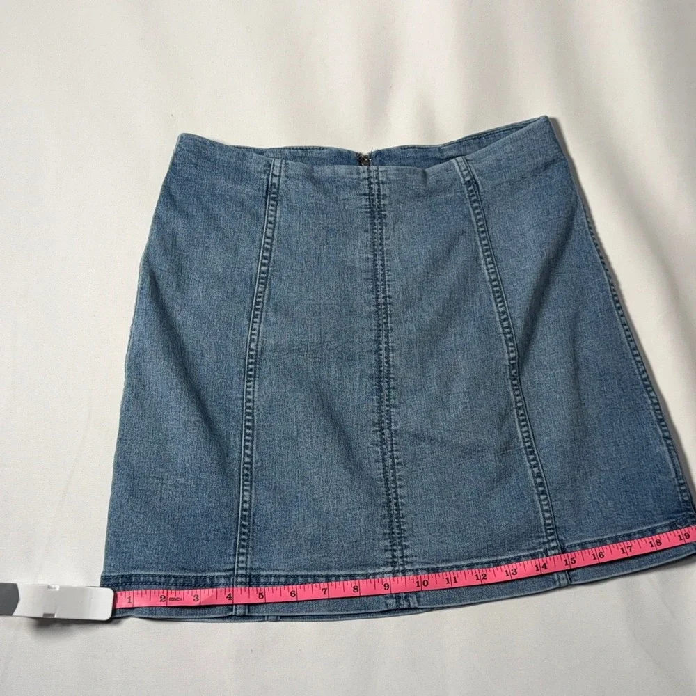 Free People Denim Skirt Women's 10 Blue A-Line Mini Seamed Back Zip‎ Boho Casual